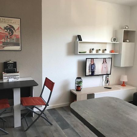 La Plage Superbe Studio Refait A Neuf Calais Exterior photo